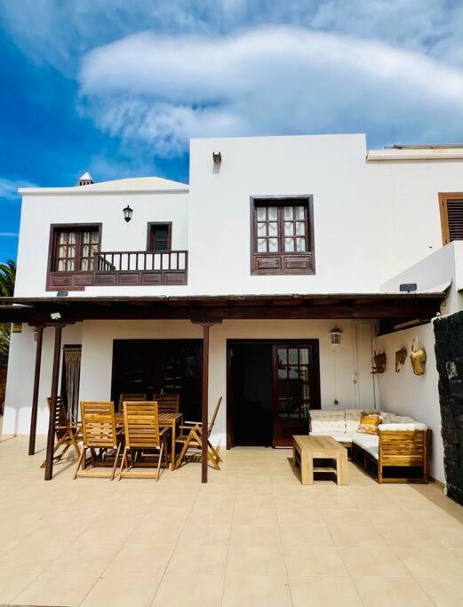 Villa Atienza 99 Playa Blanca  Esterno foto